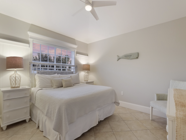 Six Bedroom Luxury Vacation Rental Anna Maria with Pool